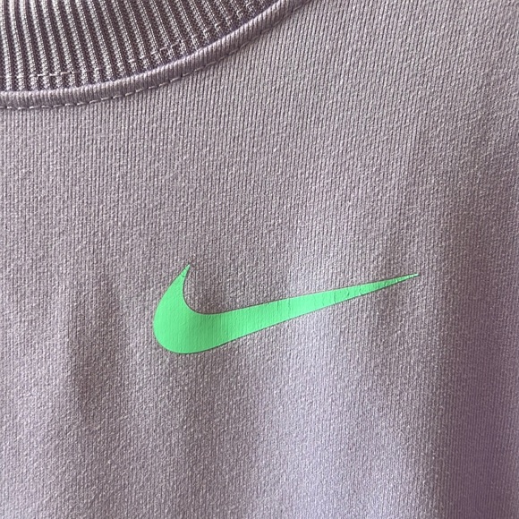 Nike athletic long sleeve top. - Picture 3 of 3